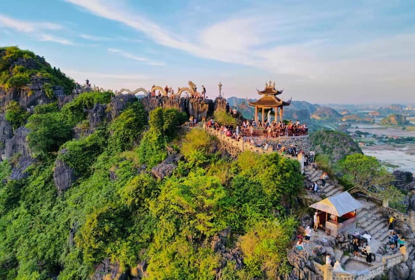 From Hanoi: Ninh Binh Boat Ride, Mua Cave Hike, Temple Visit - Bai Dinh Pagoda and the electric car charge