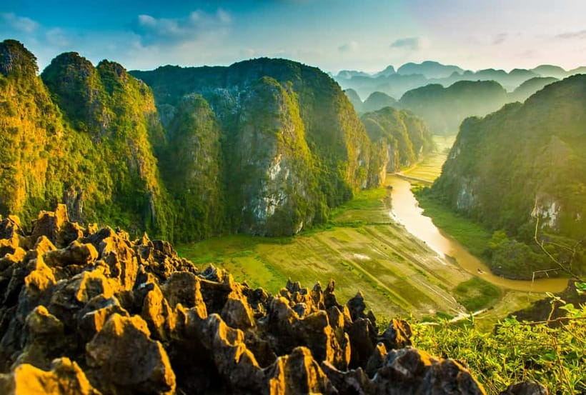 From Hanoi: Ninh Binh Boat Ride, Mua Cave Hike, Temple Visit - Choosing between six Ninh Binh tour styles
