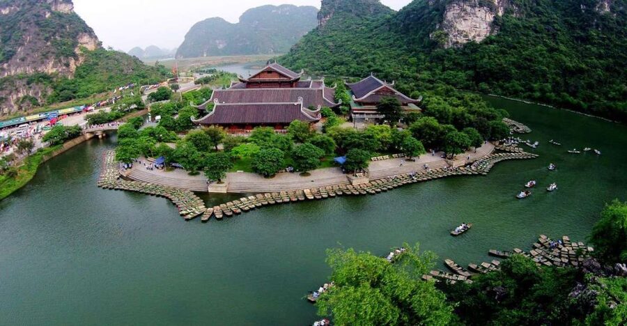 From Hanoi: Trang An & Bai Dinh Pagoda Full-Day Private Tour - Key points at a glance