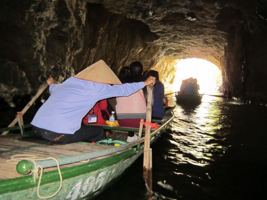 From Hanoi: Trang An & Bai Dinh Pagoda Full-Day Private Tour - Why the guide can make or break this day