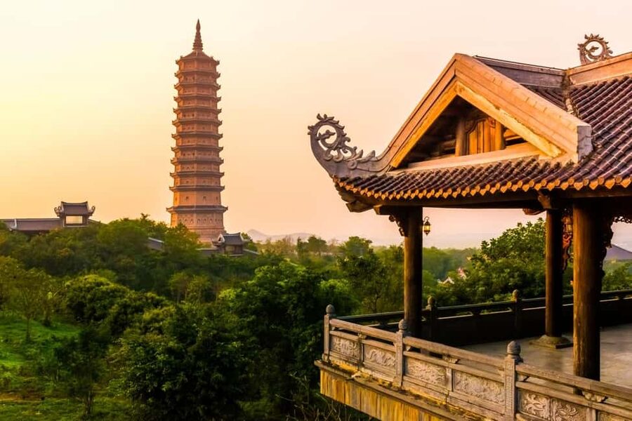 From Hanoi: Trang An Eco-tourism & Bai Dinh pagoda full day - Bai Dinh Pagoda and its enormous scale