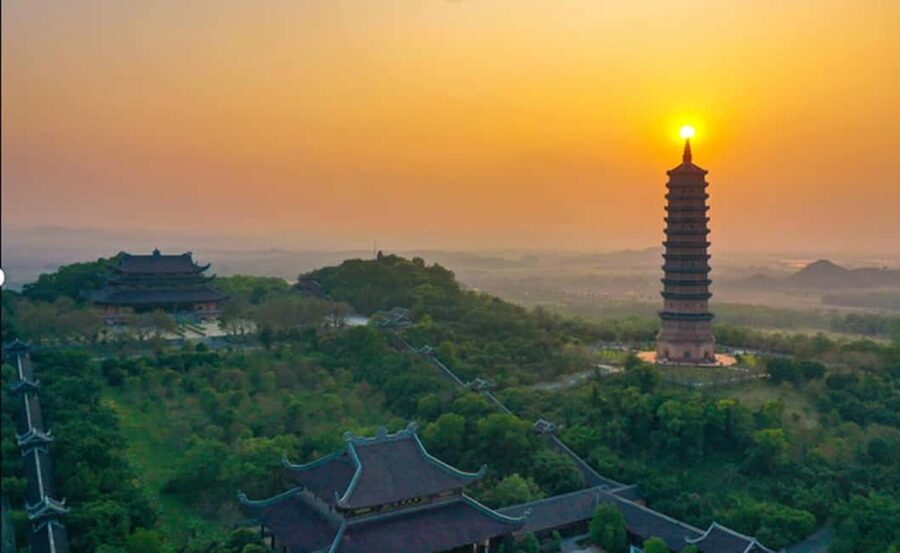 From Hanoi: Trang An Eco-tourism & Bai Dinh pagoda full day - A Vietnamese buffet lunch at midday