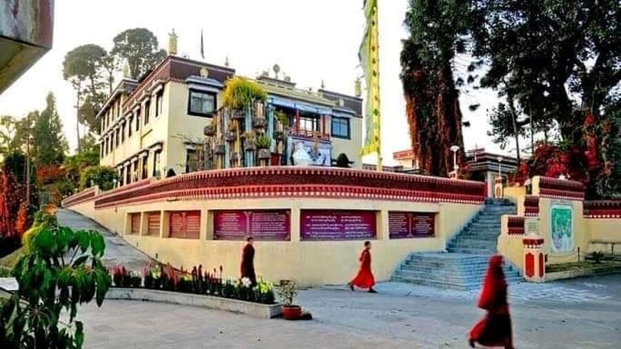 From Kathmandu: 2 Stupas and Kopan Monastery Spiritual Tour - Timing, driving, and the $6 question