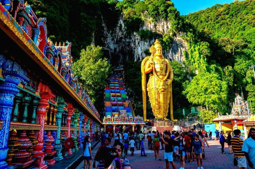 From Kuala Lumpur: Batu Caves Cultural Temple Tour - A drive through Brickfields and Little India