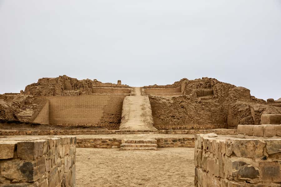 From Lima: Excursion to the Temple of Pachacamac - The Temple of the Moon adds another layer