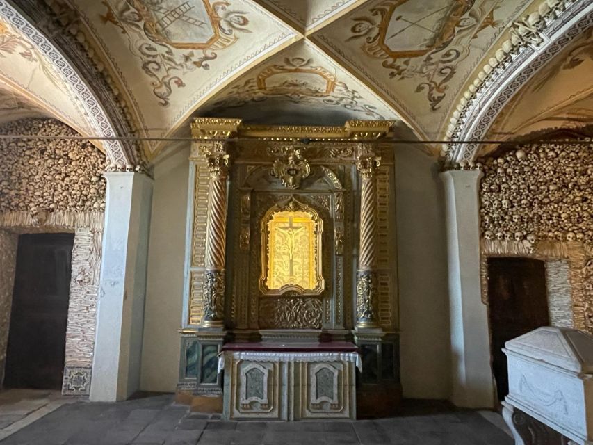 From Lisbon: Évora, Chapel of Bones, & Roman Temple Tour - Starting from Lisbon, Cascais, or Sintra