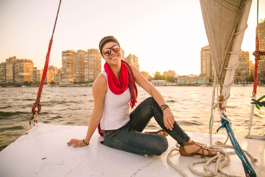 From Luxor: Dendera Temple All-Inclusive Tour & Felucca Ride - A traditional meal back in Luxor