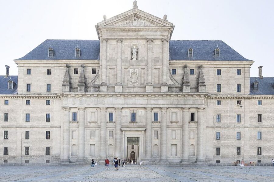 From Madrid: Escorial Monastery & Valley of the Fallen Trip - The road from Madrid and what the timing means