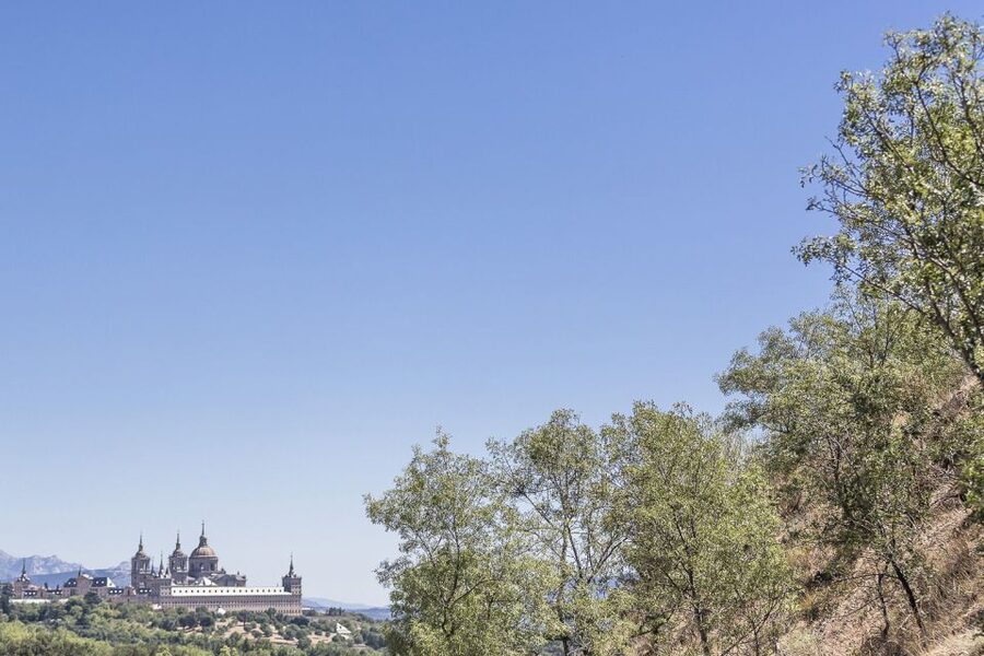 From Madrid: Escorial Monastery & Valley of the Fallen Trip - Practical tips for a smoother visit