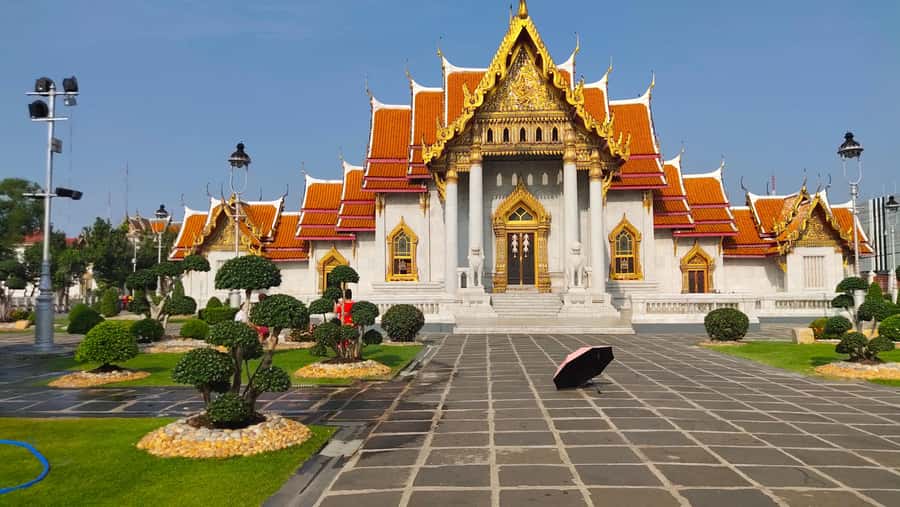From Pattaya: Bangkok Temples Full-Day Tour - Wat Phra Kaew and the jade Buddha