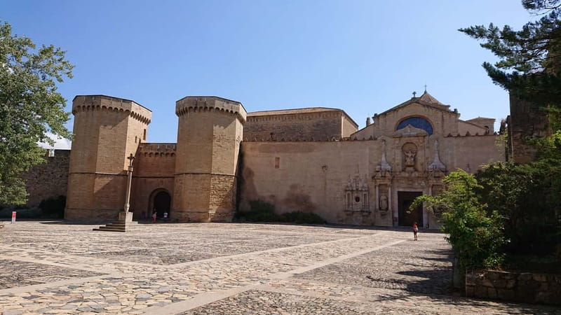 From Salou: Tour Poblet Monastery with hotel pickup - A self-guided visit, not a standard guided tour