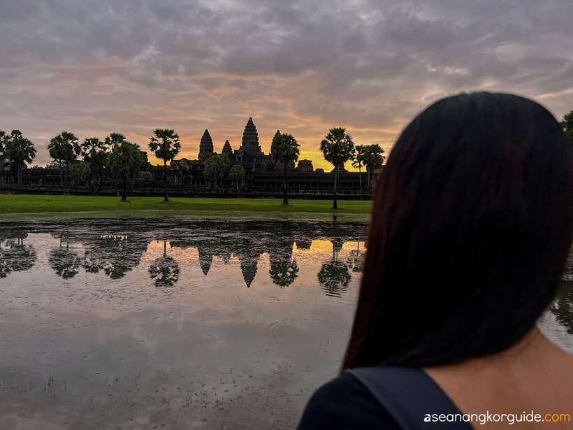 From Siem Reap: Angkor Wat Sunrise and Temples E-Bike Tour - The 4:40 am start and Angkor Wat sunrise