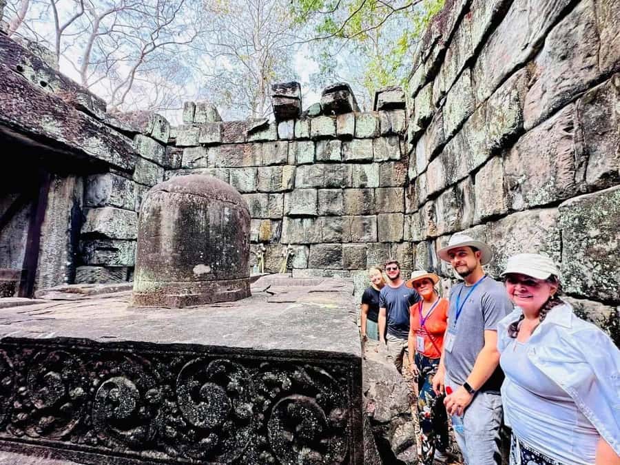 From Siem Reap: Banteay Srei Temple & Grand 5 Temple Tour - What the $20 price really covers