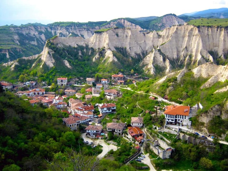 From Sofia: Rila Monastery & Melnik Day Tour - Leaving Sofia early for the southern mountains