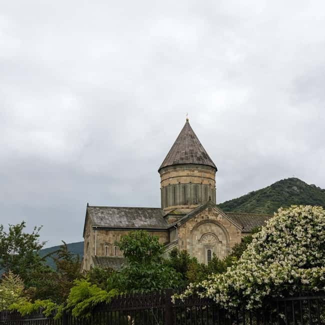 From Tbilisi: Mtskheta and Jvari Monastery Guided Tour - Jvari Monastery and the view over Mtskheta