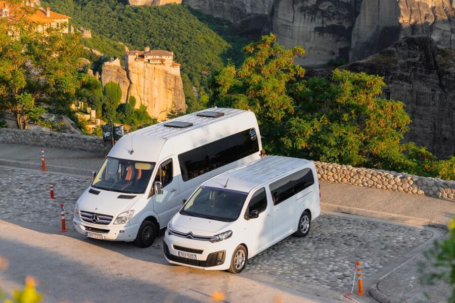 From Thessaloniki: Train Trip to Meteora & Monastery Tour - Meeting the minibus in Kalambaka