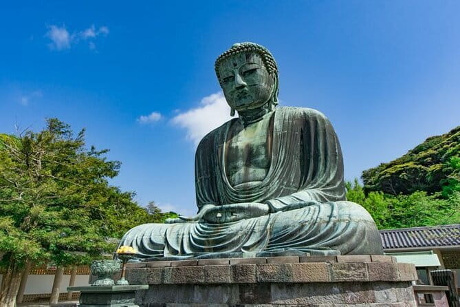 From Tokyo: Nikko Toshogu Shrine and Kegon Waterfall Tour - Lake Chuzenji: cool air and open views