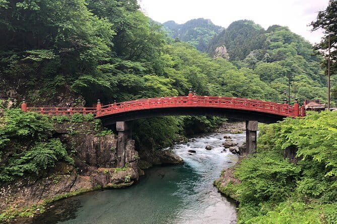 From Tokyo: Nikko Toshogu Shrine and Kegon Waterfall Tour - Iroha-zaka: the road that shapes the day