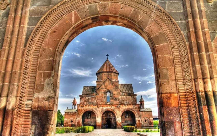 From Yerevan: Echmiadzin cathedral and Zvartnots temple - Timing, lunch, and what to bring