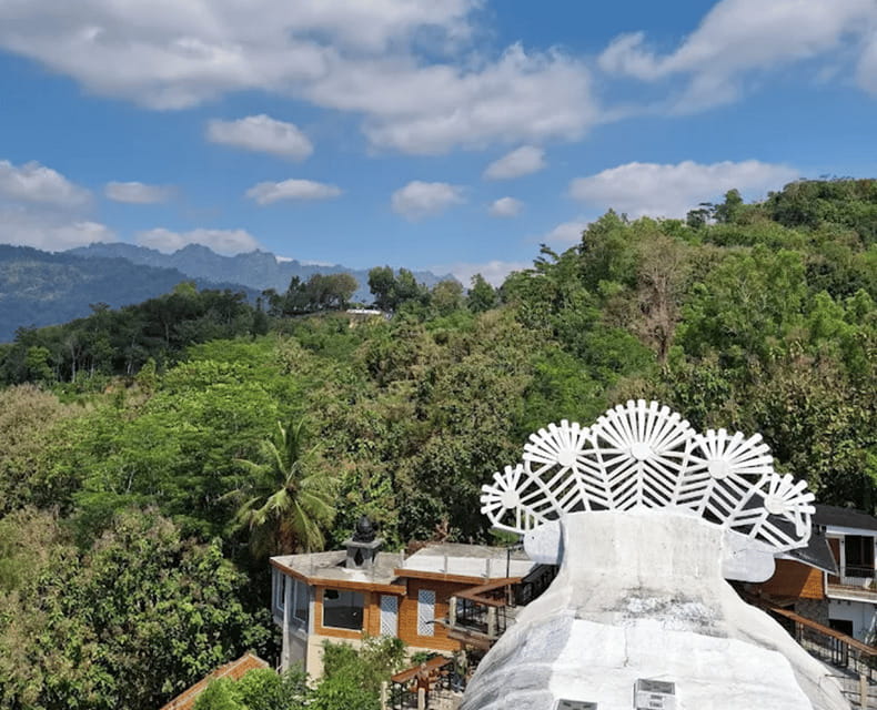 From Yogyakarta: Borobudur, Chicken Church & Mendut Temple - What the private car adds to the day