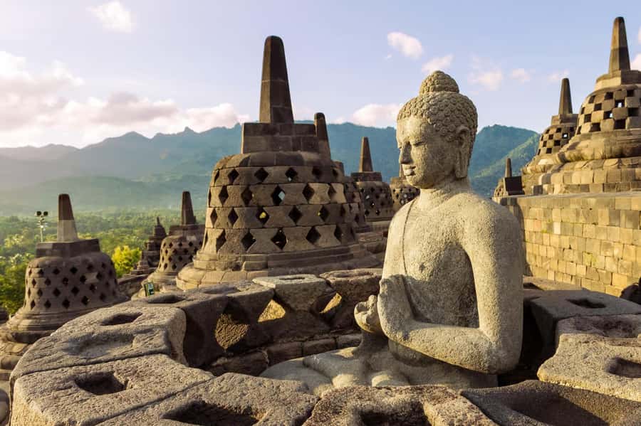 From Yogyakarta: Borobudur Half-Day Tour with Stupa Access - Why Borobudur deserves the half-day