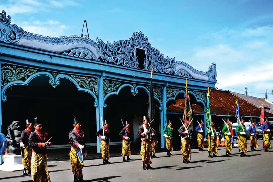 From Yogyakarta: Cetho, Sukuh Erotic Temple and Solo City - Mangkunegaran Palace in Solo