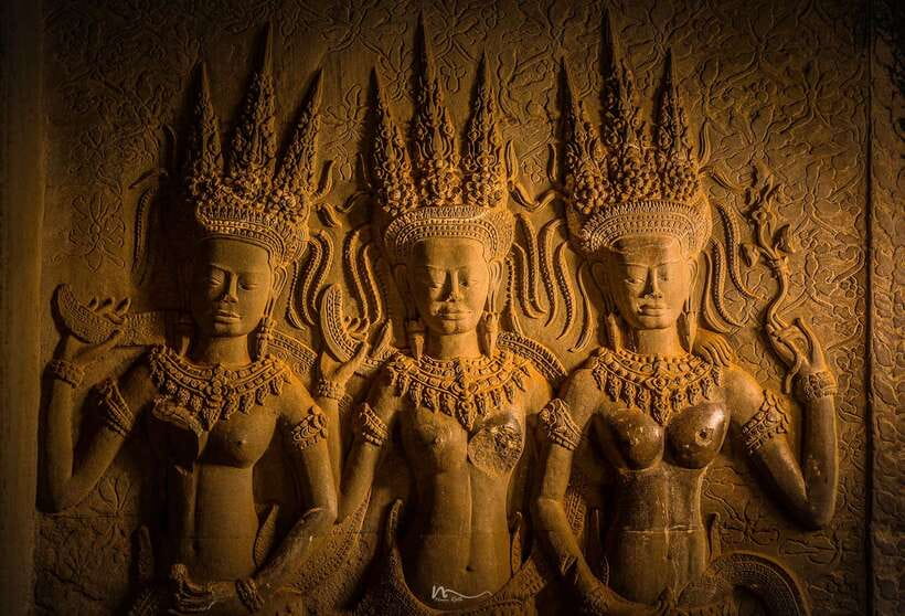 Full-Day Angkor Wat Sunrise and Sunset Private Tour - Bayon and the heart of Angkor Thom