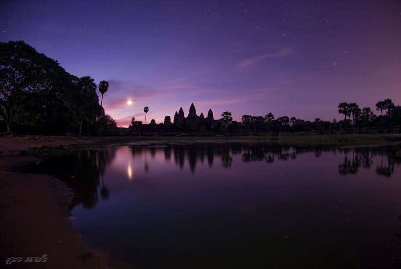 Full-Day Angkor Wat Sunrise and Sunset Private Tour - 4:45am pickup and the first light at Angkor Wat
