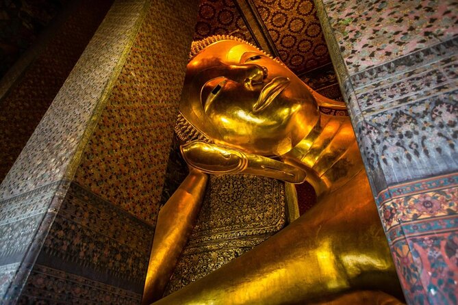 Full Day Bangkok PRIVATE City Tour With Locals - Wat Trimit & Wat Pho tickets - Why this private Bangkok route works