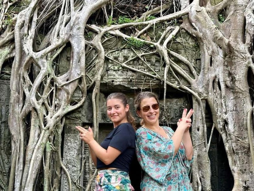 Full-Day Explore Angkor Temples Sunset Tour (with Lunch) - The guides are a major part of the experience