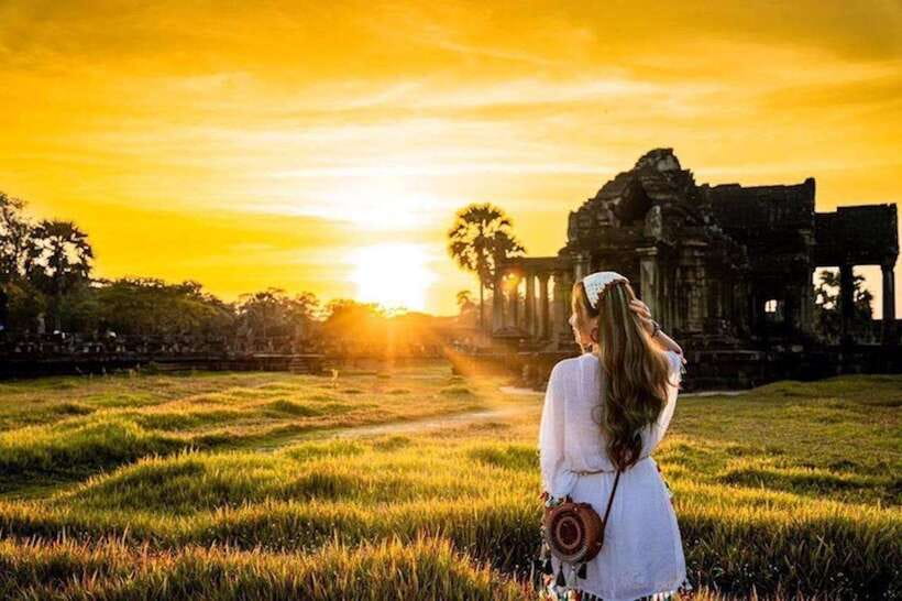 Full Day Private of Angkor Wat Tour with Tuk Tuk - The $15 price looks low, but budget for the pass