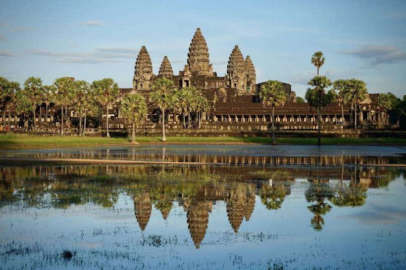 Full Day Private of Angkor Wat Tour with Tuk Tuk - Banteay Kdei offers a quieter final temple