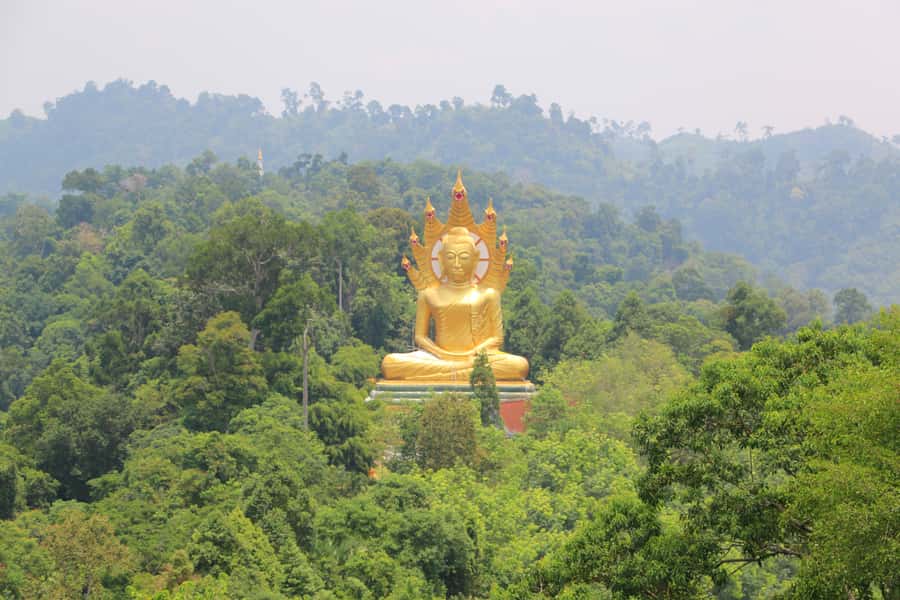 Full-Day Temple Tour Including Dragon Cave from Khao Lak - Who should book this temple day?
