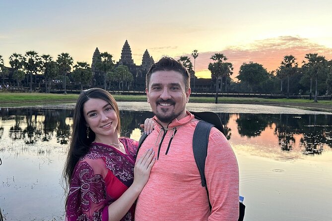 Full-Day Temples of Angkor Small Group Tour - Guides are the make-or-break part of the day