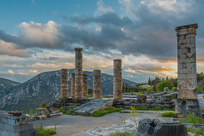 ''Full-Day Tour of Delphi-Byzantine Monastery of Hosios Loukas'' - Delphi Archaeological Museum before the ruins