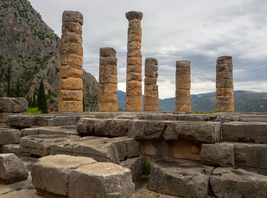 ''Full-Day Tour of Delphi-Monastery Hosios Loukas- Livadia'' - Hosios Loukas shows another side of Greek history