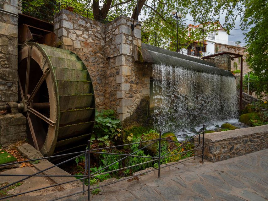 ''Full-Day Tour of Delphi-Monastery Hosios Loukas- Livadia'' - The Delphi ruins reward attention, not just photographs