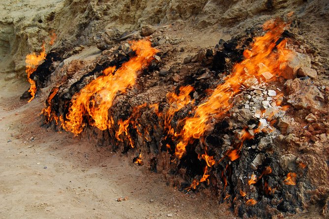 Gobustan & Mud, Fire Temple, Burning Mountain (Group & Private) - The guide, group size, and pace
