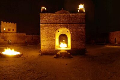 Gobustan-Mud Volcan-Fire Temple and Mountain Tour/Entrance inc
