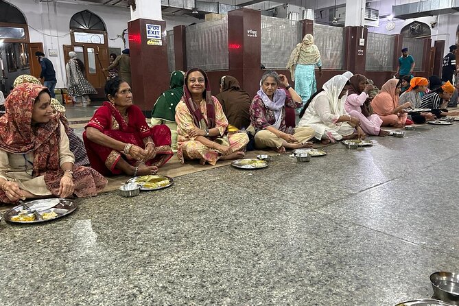 Golden Temple and Jallianwala Bagh Guided Tour - The Central Sikh Museum adds faces and ideas