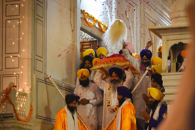 Golden Temple Guided Tour (Planet Amritsar Inc.) - Akal Takht and Sikhism’s warrior side