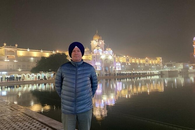 Golden Temple Night Ceremony and Light Visit Tour with Pick-Drop - Leaving at 8:30 pm for the Golden Temple