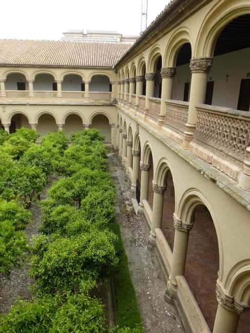 Granada: Monastery of San Jerónimo Entry Ticket - Who will enjoy San Jerónimo most?