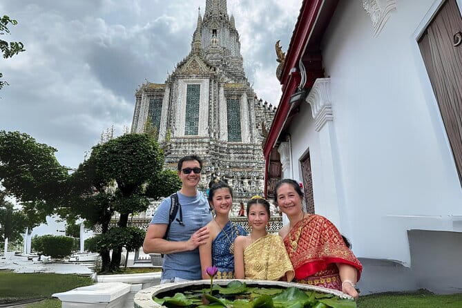 Grand Palace, Temples, and Canal Private Tour [Optional Luxury] - Wat Pho and the reclining Buddha