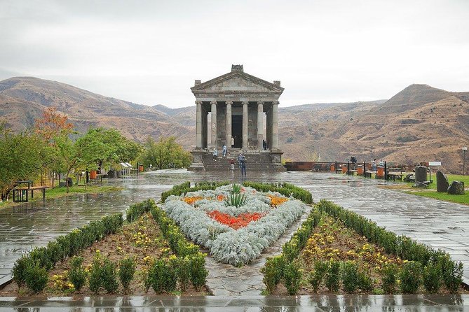 Group Tour: Garni, Symphony of Stones, Geghard, Lavash Baking - Why this Yerevan half-day works so well