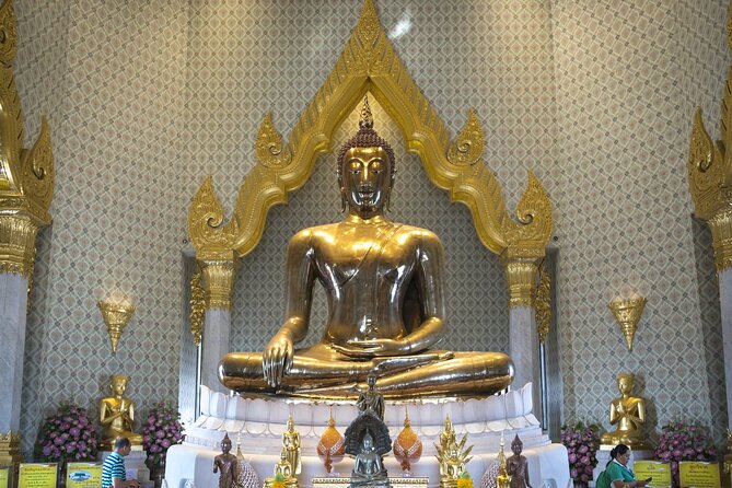 Half-Day Royal Grand Palace and Bangkok Temples Tour - Wat Traimit and the 5.5-ton gold Buddha