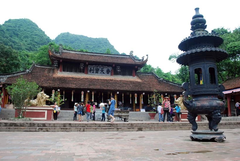 Hanoi: Perfume Pagoda Day Tour with Boat Ride & Cave Visit - Who Should Book This Day Trip?