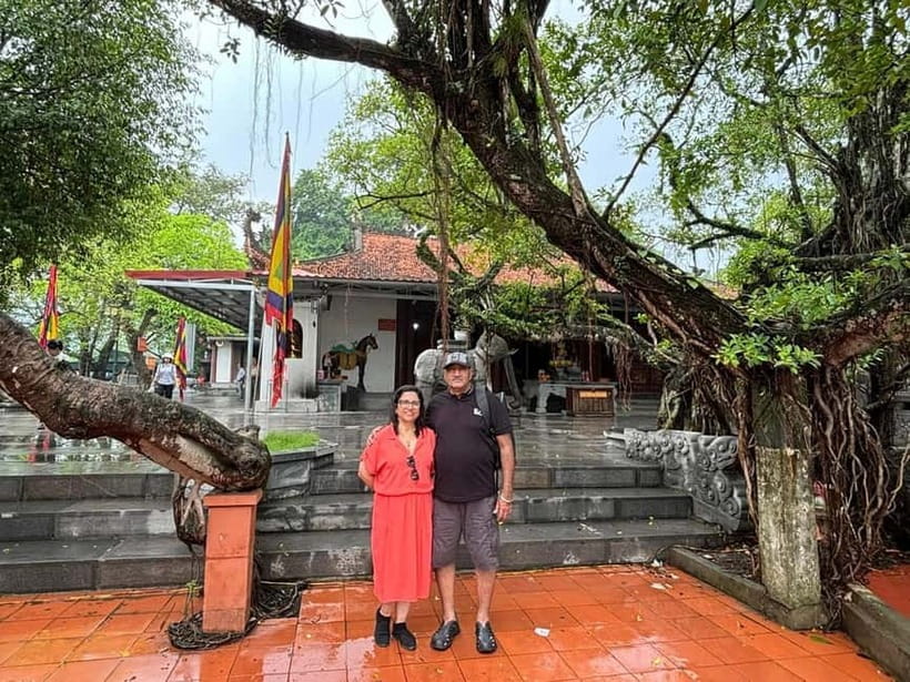 Hanoi: Perfume Pagoda Day Tour with Boat Ride & Cave Visit - Cruising the Yen Stream by Traditional Boat