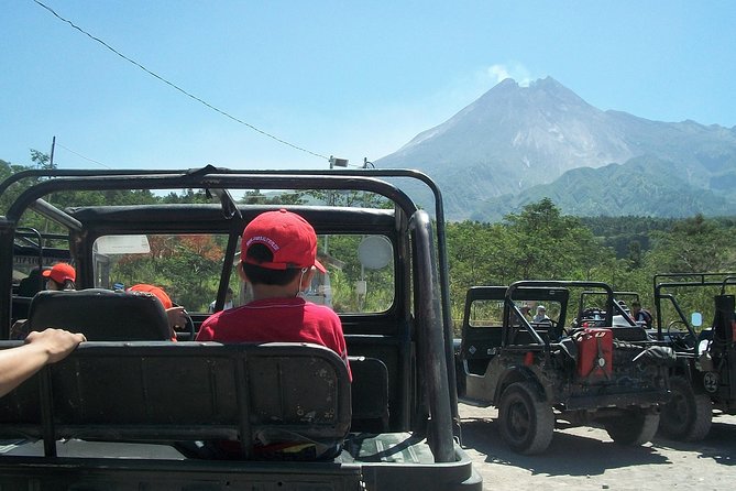 Hill's Sunrise and Temples Tour from Yogyakarta - The Barede Hill timing needs clarification