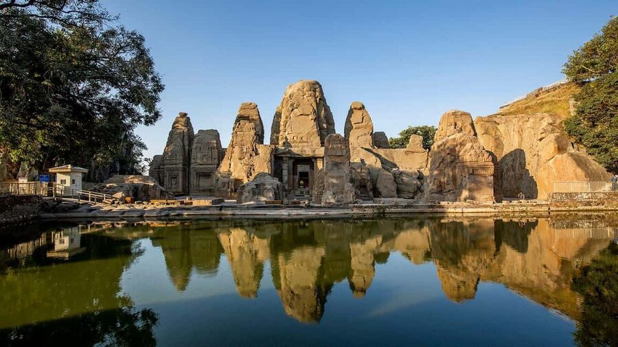 Historical Tour, Kangra fort &Rock cut temple from Dharmasla - Kangra Fort, Rajput power, and the climb